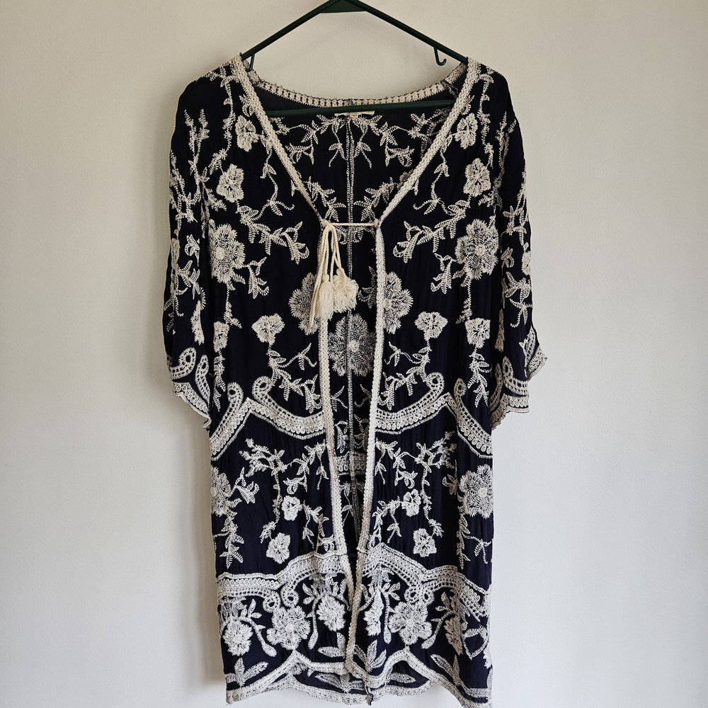 Solitaire Embroidered Navy and White Boho Kimono Style Longline Cover-Up, L
